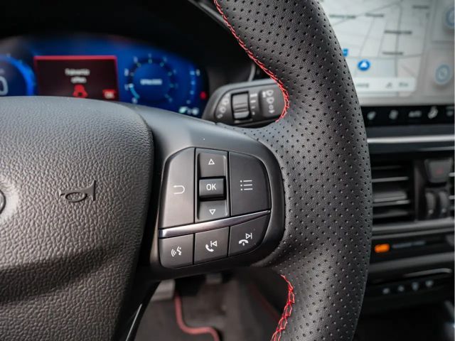 Ford Focus ST Line Wagon