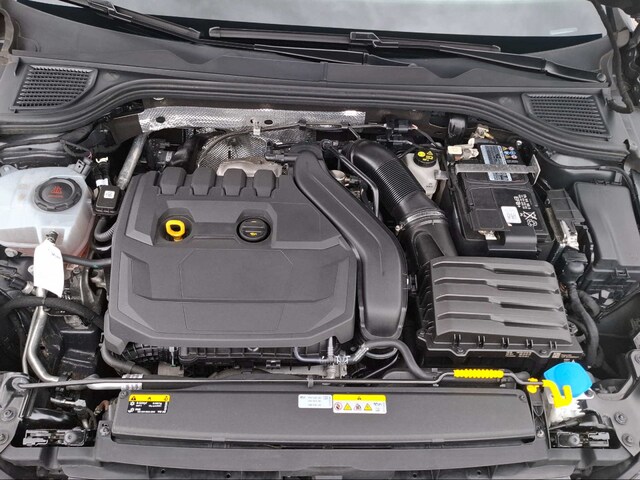 Volkswagen Golf 1.5 TSI DSG Life Variant