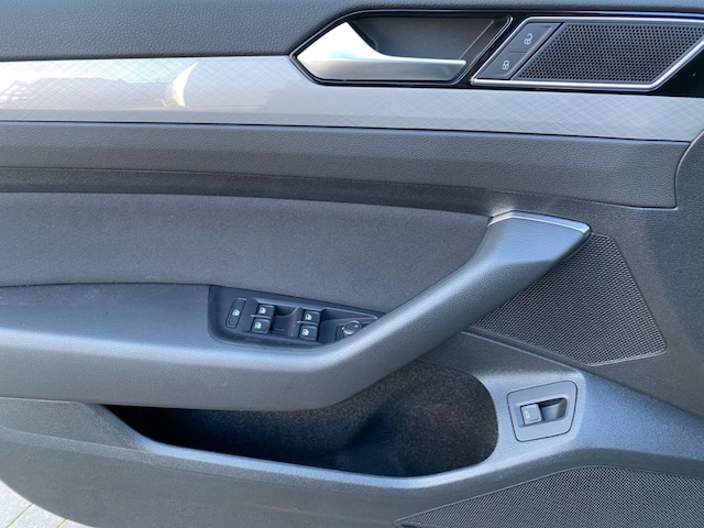 Volkswagen Passat 2.0 TDI Business DSG Variant