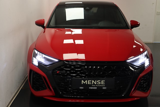 Audi RS3 Quattro S-Tronic Sedan