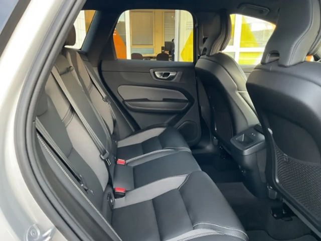 Volvo XC60 Dark Plus