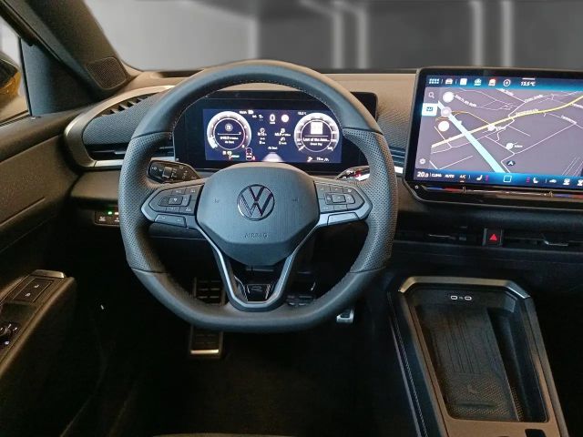 Volkswagen T-Roc 1.5 eTSI DSG R-Line