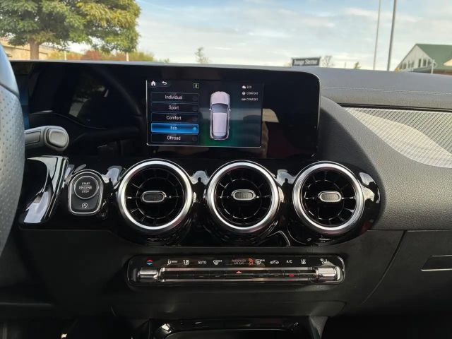 Mercedes-Benz GLA 200 4MATIC AMG Line