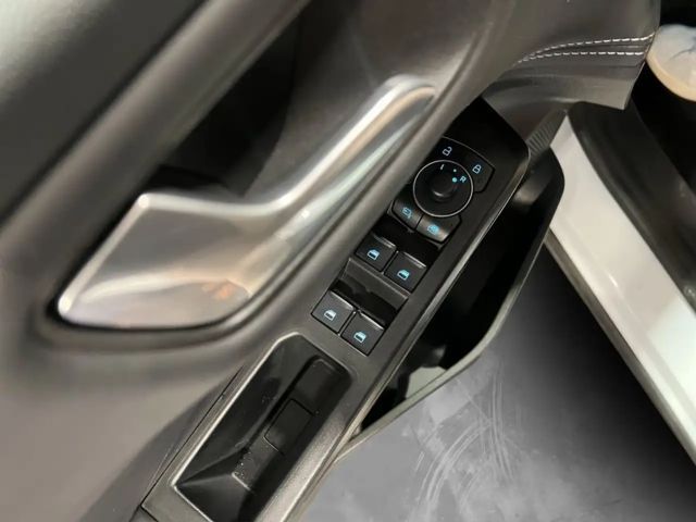 Ford Puma EcoBoost Titanium