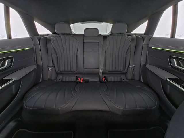 Mercedes-Benz EQS 450 Sedan