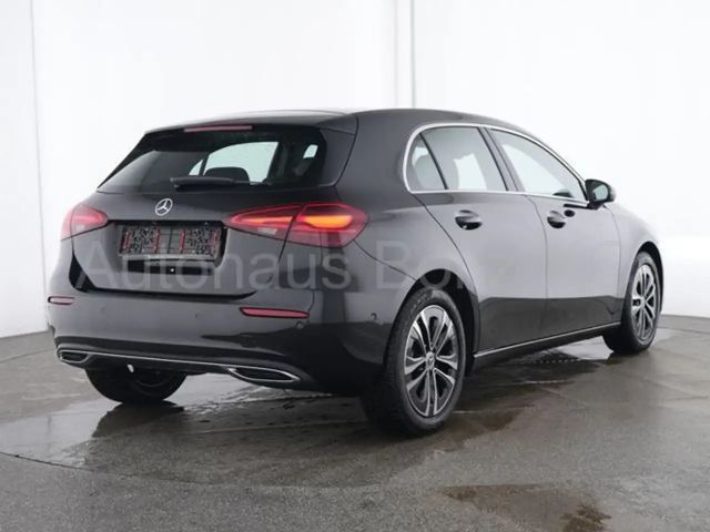 Mercedes-Benz A 200 Progressive