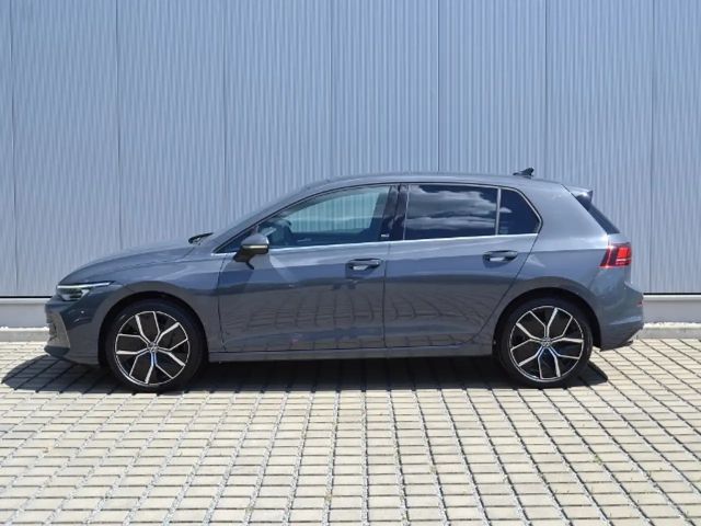 Volkswagen Golf 1.5 eTSI DSG Golf VIII