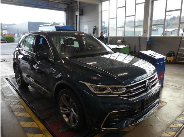 Volkswagen Tiguan 2.0 TDI 4Motion DSG R-Line