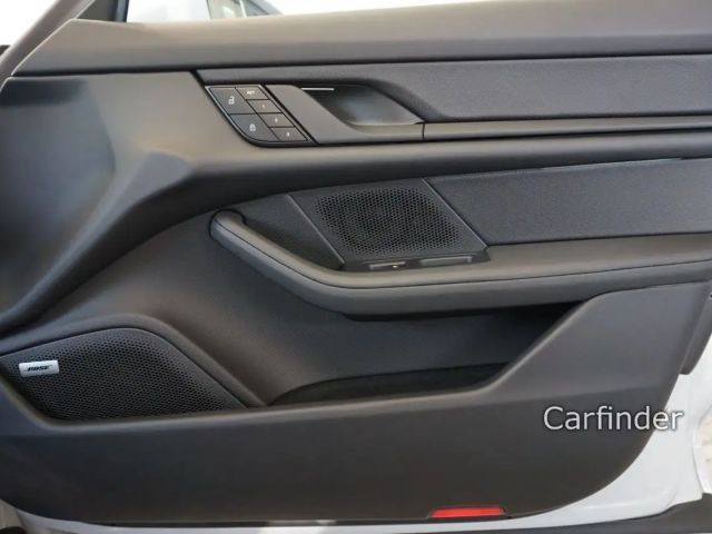 Porsche Taycan 4 Cross Turismo