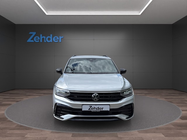 Volkswagen Tiguan Tiguan R-Line 2.0 l TDI SCR DSG AHK, Navi, Blac...