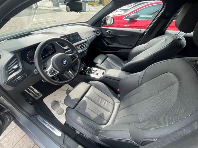 BMW 118 118i M-Sport Sedan
