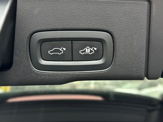 Volvo XC60 H&K Panorama Luftfahrwerk Standheiz 21-Zoll