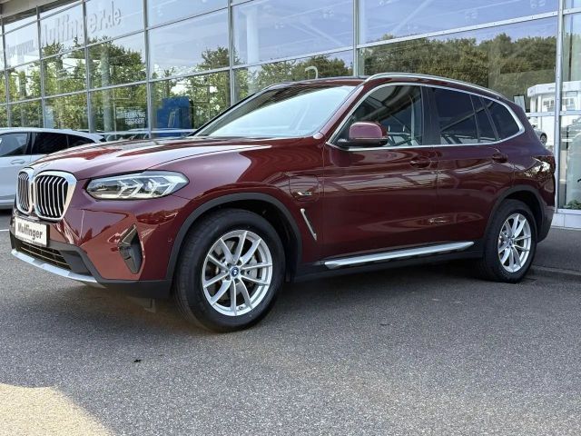 BMW X3 0e Sports.SurView Live-Navi HiFi DAB Park+