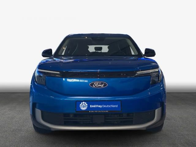 Ford Explorer Extended range RWD