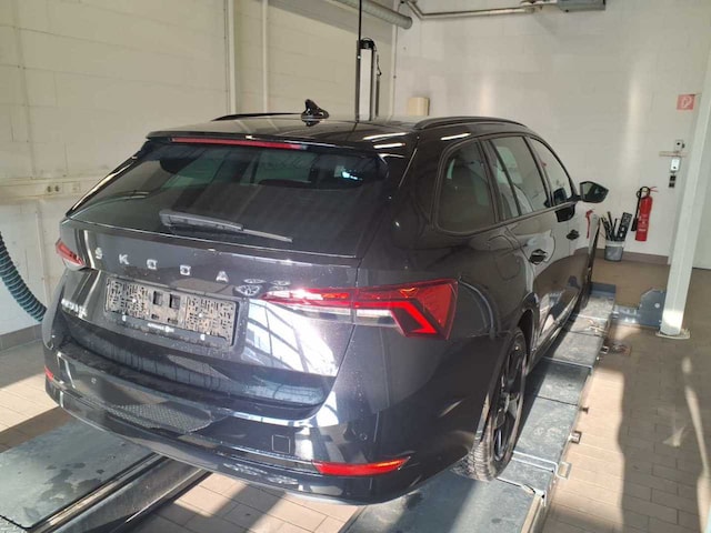 Skoda Octavia 1.4 TSI Ambition Combi iV