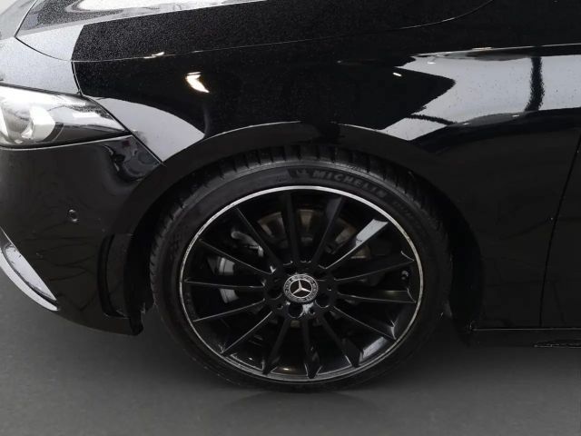 Mercedes-Benz A 250 A 250 e AMG Line