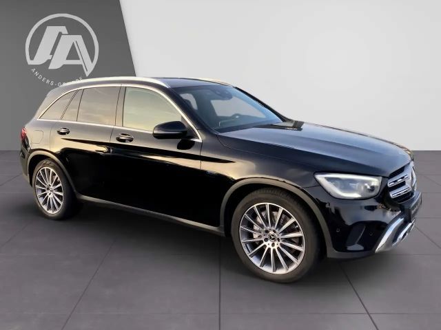Mercedes-Benz GLC 300 4MATIC AMG Line