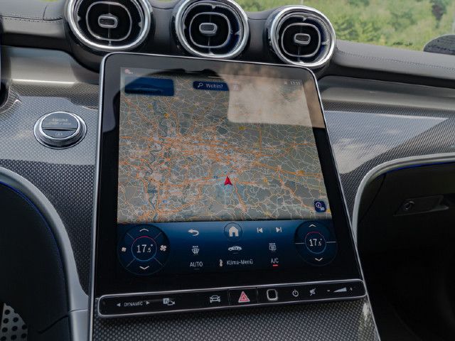 Mercedes-Benz C 200 AMG Line Sedan