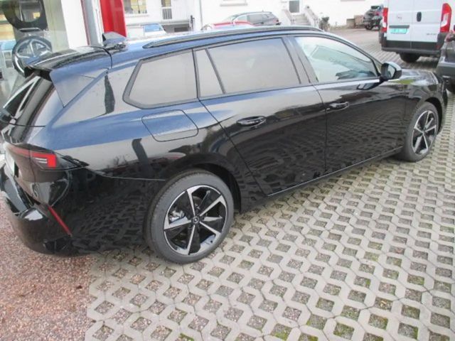 Opel Astra GS-Line Grand Sport