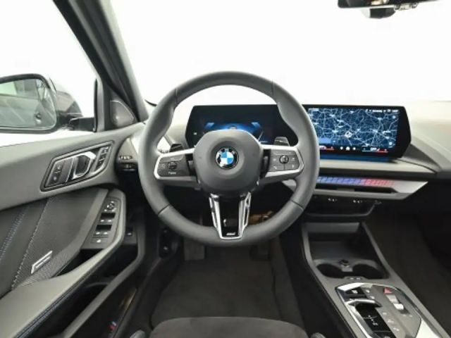 BMW 120 120i 5-deurs Sedan