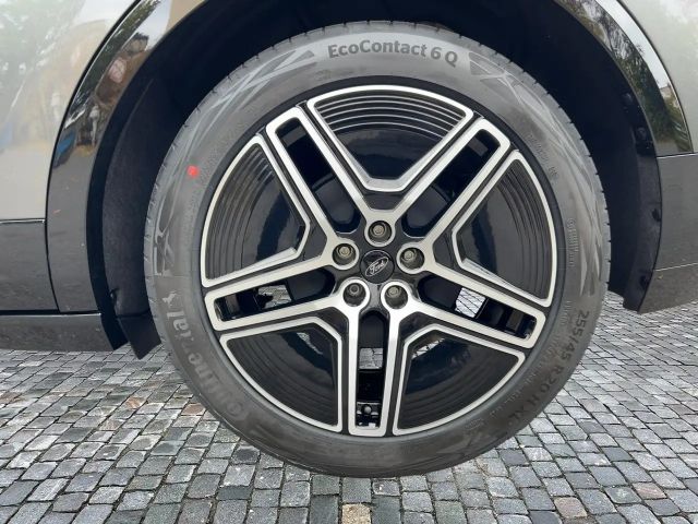 Ford Capri AWD Premium