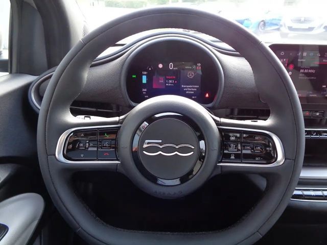 Fiat 500e 500 Elektro Giorgio Armani Collector´s Edition ...