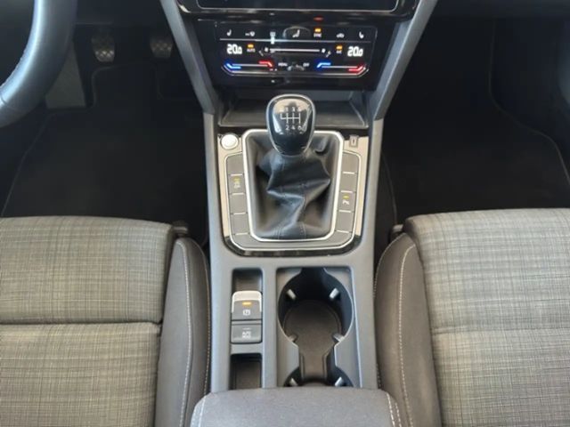 Volkswagen Passat 2.0 TDI Business Variant