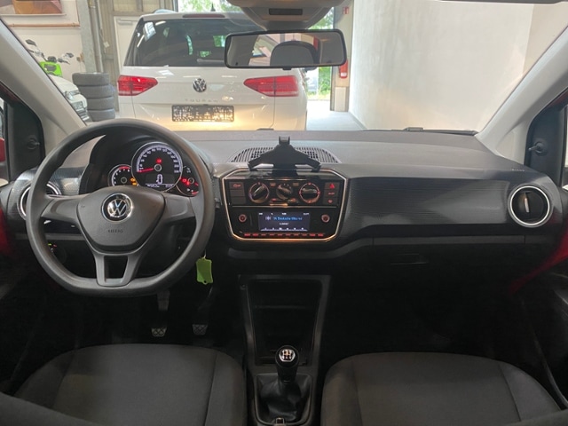 Volkswagen up! Move up!