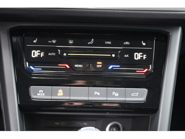 Volkswagen Touran Touran 1.5l TSI Move *LED,ACC, TravelAssist*