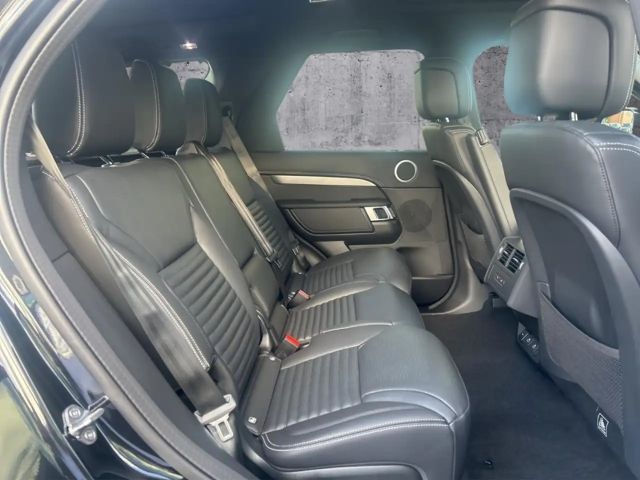 Land Rover Discovery D300 Dynamic SE