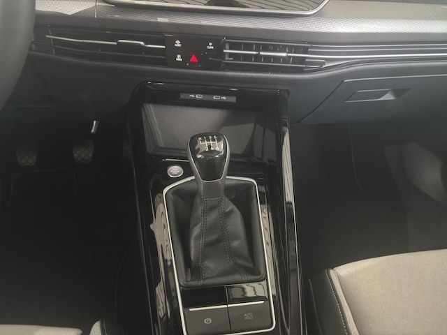 Volkswagen Golf 1.5 TSI Style