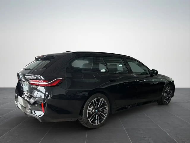 BMW 520 520d M-Sport Touring xDrive