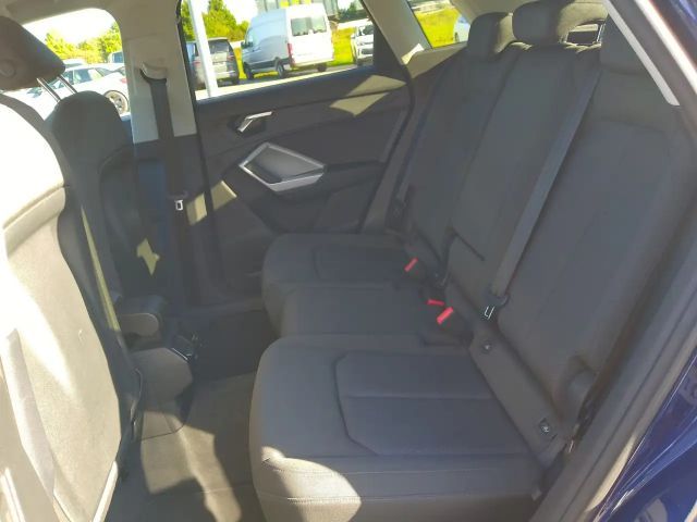 Audi Q3 35 TDI S-Tronic