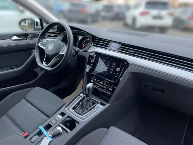 Volkswagen Passat 2.0 TDI Business DSG Variant