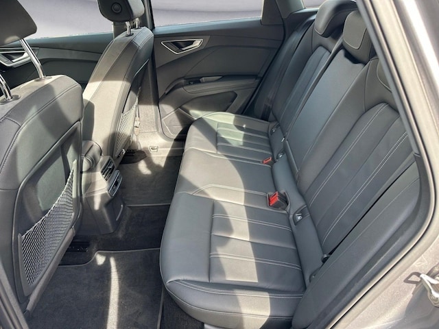 Audi Q4 e-tron SUV 45 e-tron Audi Q4 e-tron