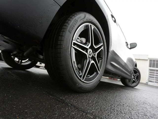 Mercedes-Benz GLB 180 AMG Line GLB 180 d