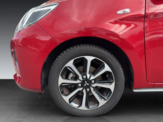 Mitsubishi Space Star Star