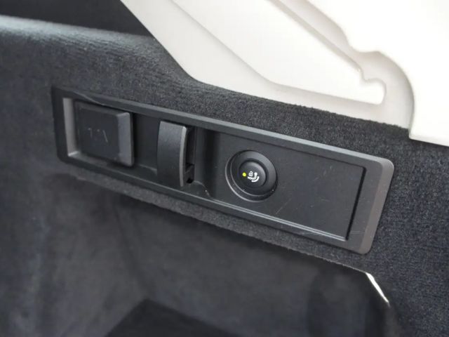 BMW 320 320e Advantage pakket xDrive