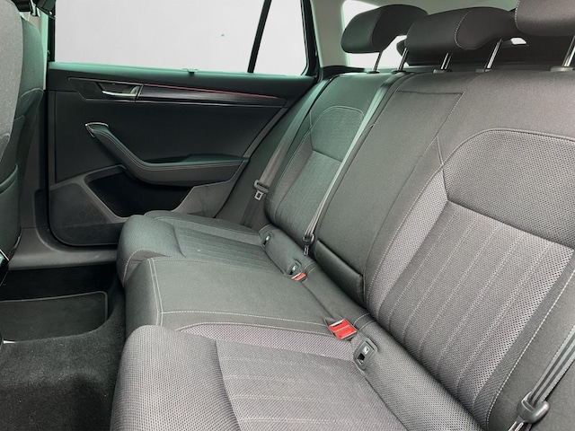 Skoda Superb Business Combi Style Style