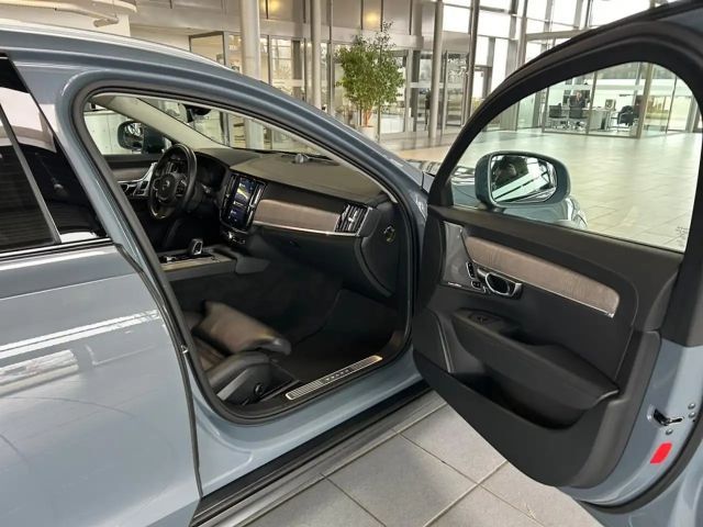 Volvo V90 Cross Country AWD