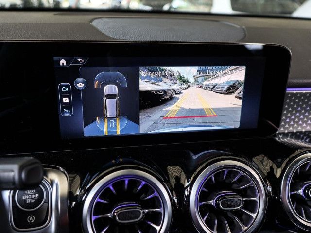 Mercedes-Benz GLB 180 