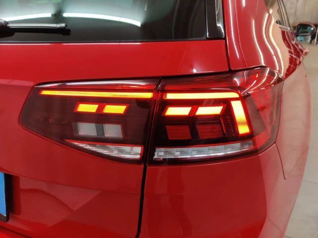 Volkswagen Passat 2.0 TDI Business DSG Variant