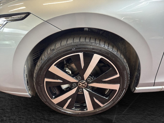 Volkswagen Golf 1.5 eTSI DSG Style Variant