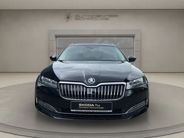 Skoda Superb 2.0 TDI Combi Style Style