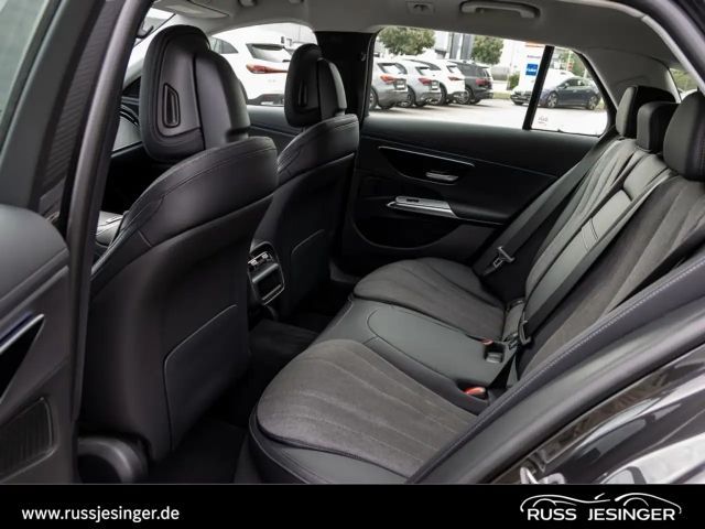 Mercedes-Benz E 200 AVANTGARDE Estate