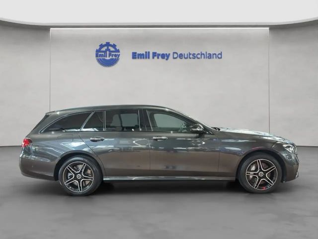 Mercedes-Benz E 300 E 300 e