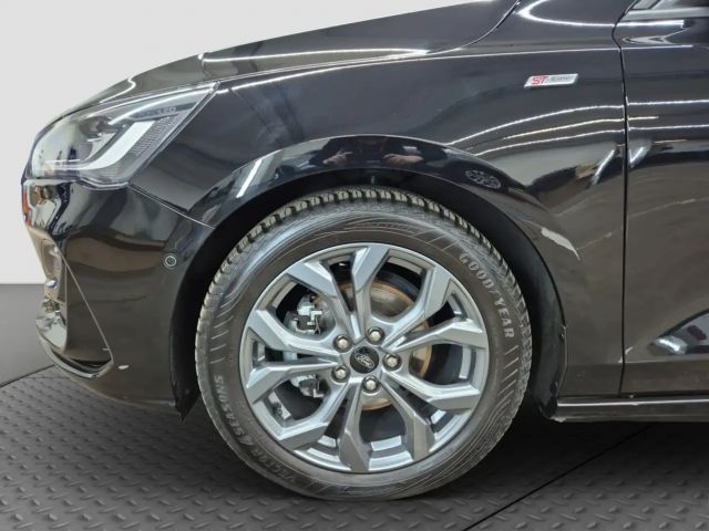 Ford Focus ST Line Wagon