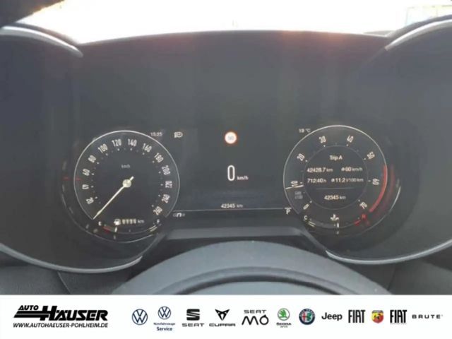 Alfa Romeo Giulia AT8 Q4 Turbo Veloce