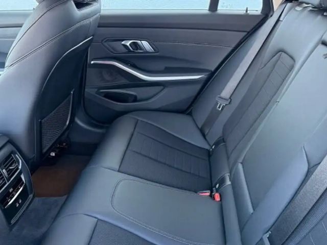 BMW 330 330i Touring