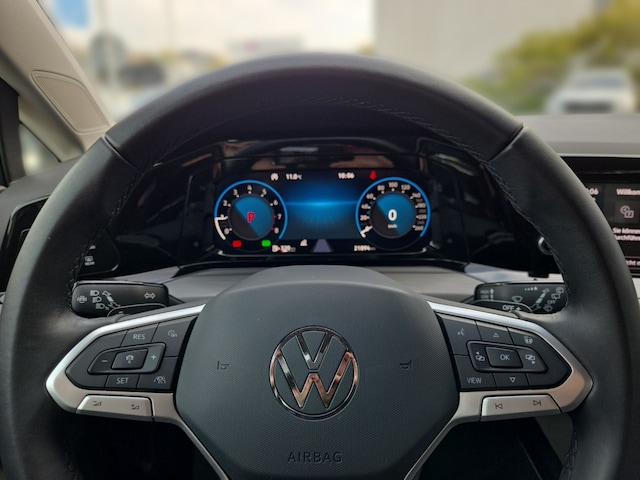 Volkswagen Golf 1.5 eTSI DSG Golf VIII